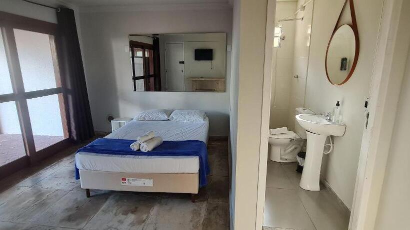 Пансион Pousada Wafeh Pampulha Suítes