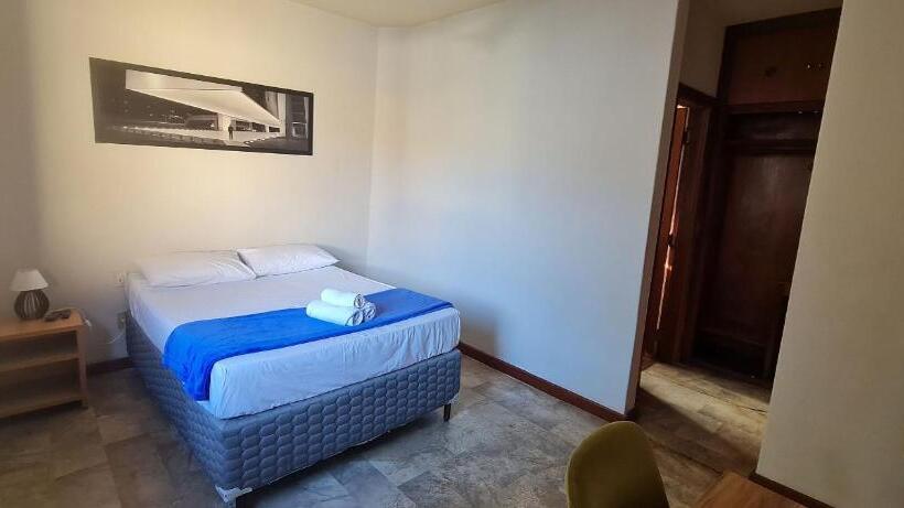 Пансион Pousada Wafeh Pampulha Suítes