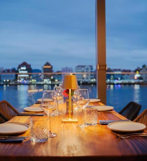 Harbor Hotel & Casino Curacao