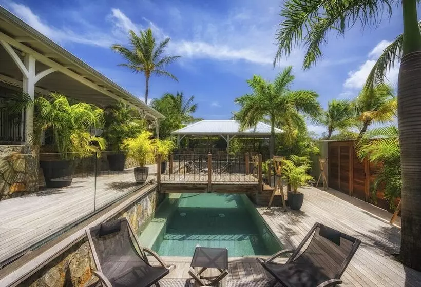 هتل La Villa Hibiscus, Saint Martin