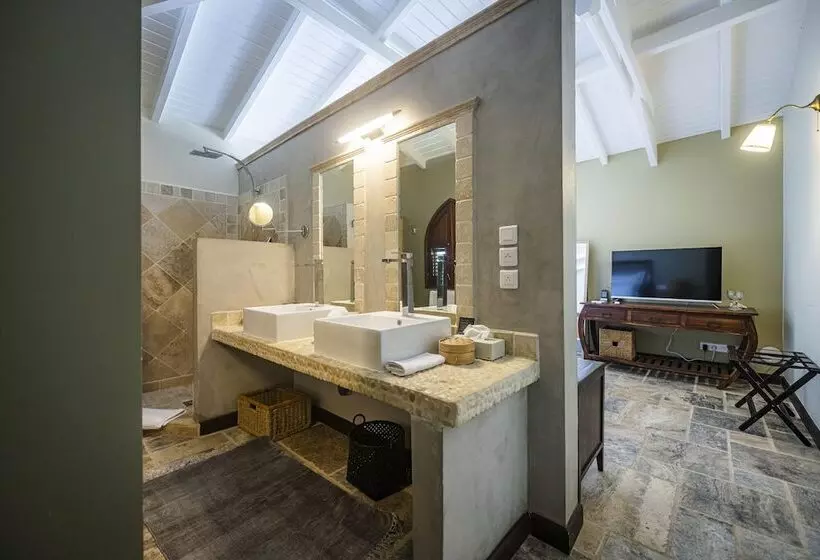 هتل La Villa Hibiscus, Saint Martin