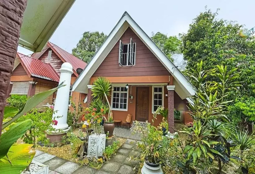 Hotelli Oyo 90642 Twin Mutiara Chalet & Homestay