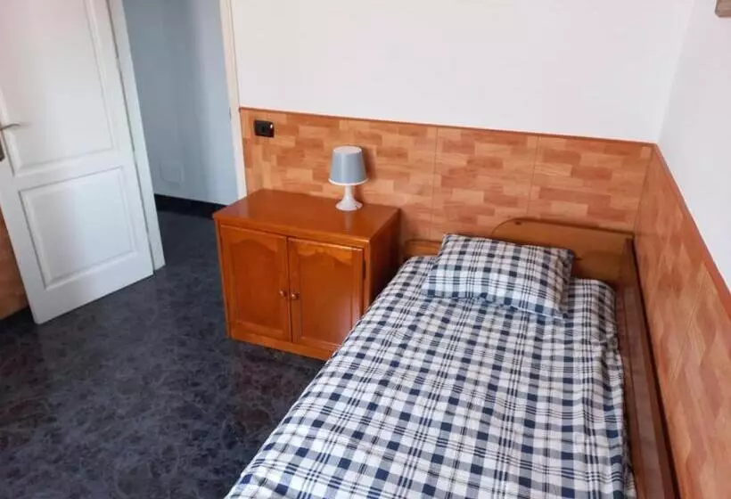 Majatalo Sunset House