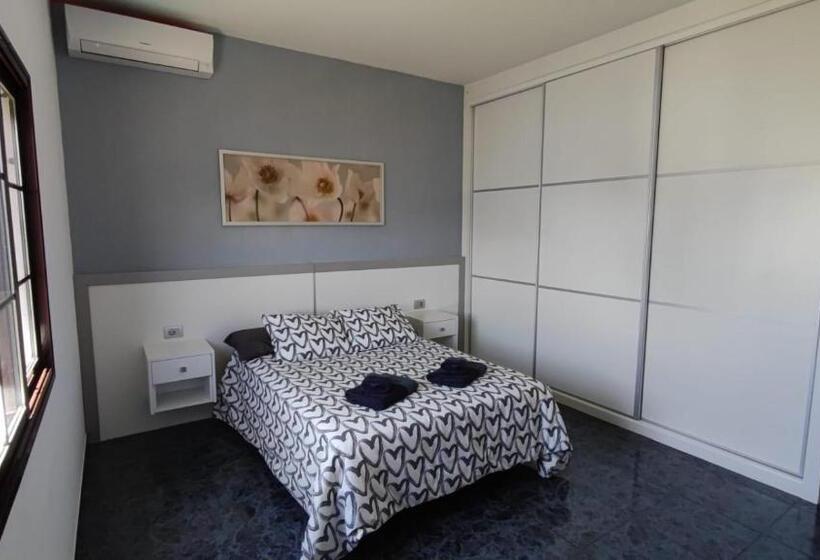 پانسیون Sunset House