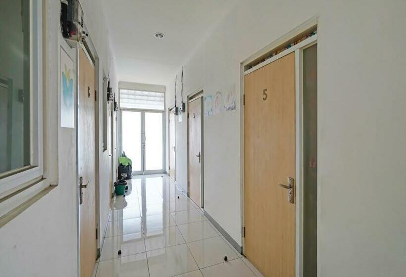 בית מלון כפרי Spot On 91832 Pondok Aqueduct