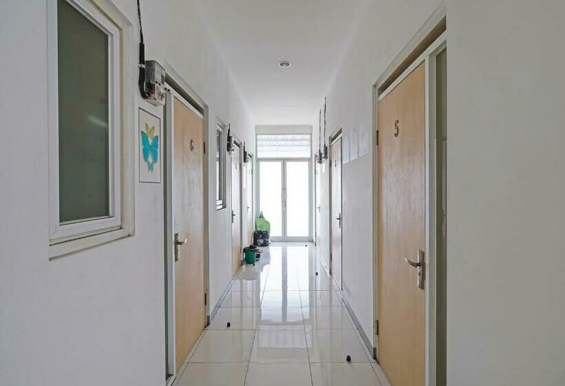 בית מלון כפרי Spot On 91832 Pondok Aqueduct