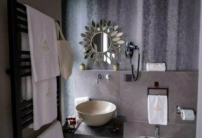 ベッドアンドブレックファースト Divina Charme