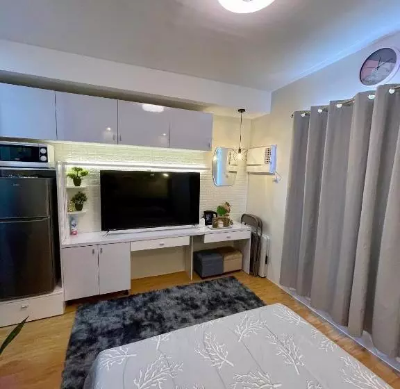 ホテル Ab Studio Suite At Mesaverte Residences