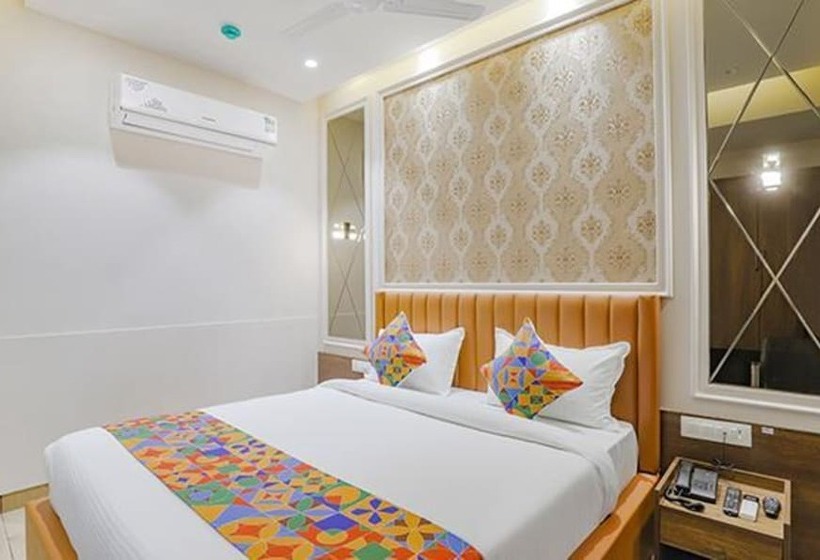 Fabhotel Meritus Inn