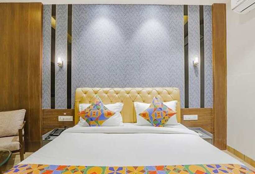 Fabhotel Meritus Inn