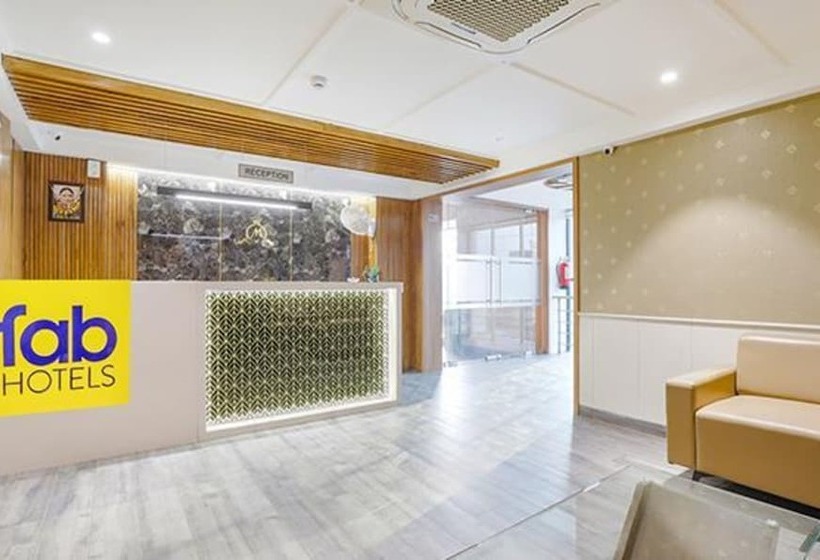 Fabhotel Meritus Inn