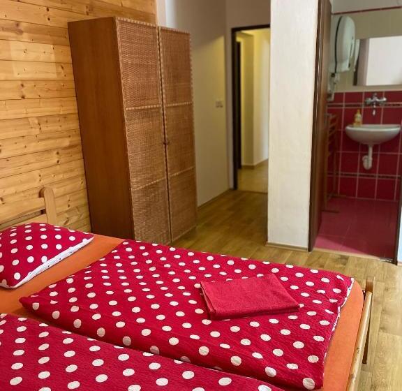 ペンション Penzion Horal