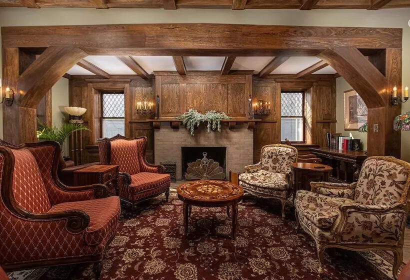 تختخواب و صبحانه Frederick Stearns House Historic Inn