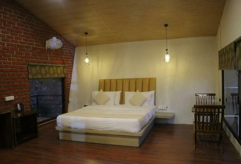 호텔 Tatvam Resort