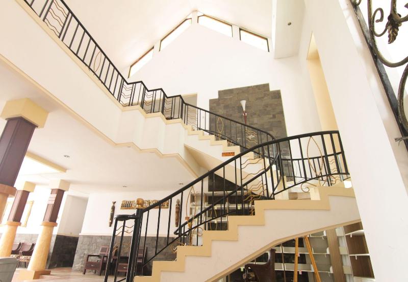 בית מלון כפרי Grand Situ Buleud