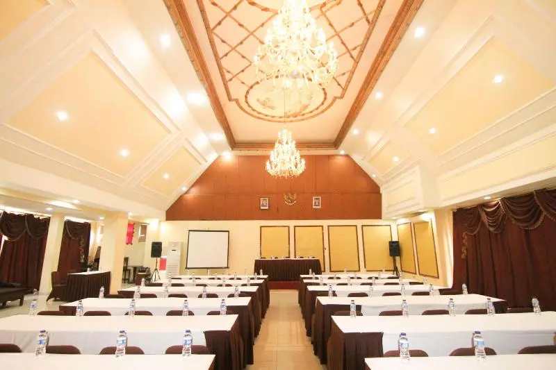 호텔 Grand Situ Buleud