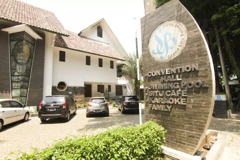 호텔 Grand Situ Buleud