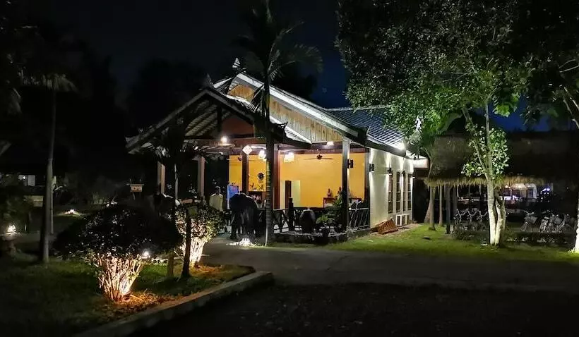 هتل Luangprabang Chanon