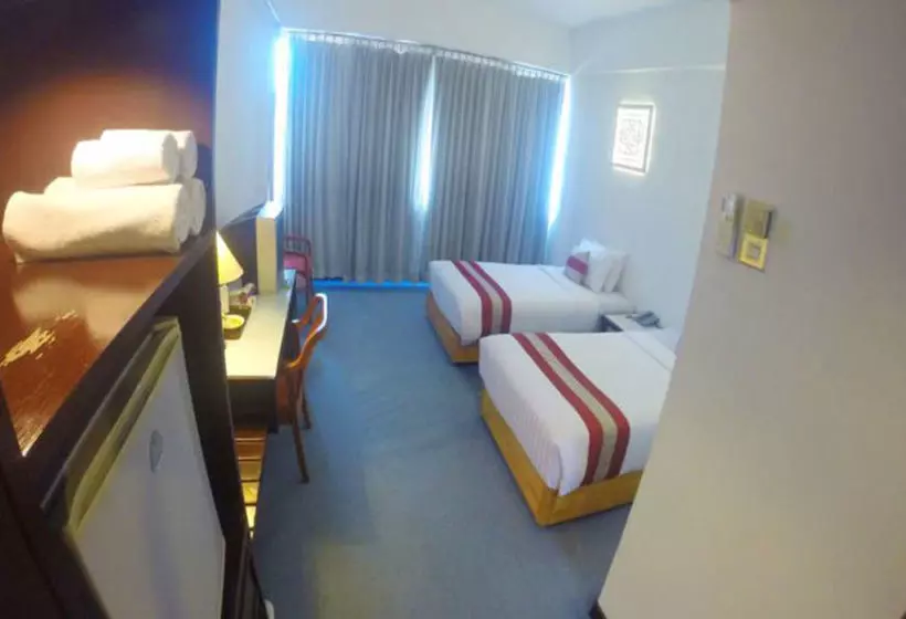 Hotelli Phuket Town Inn