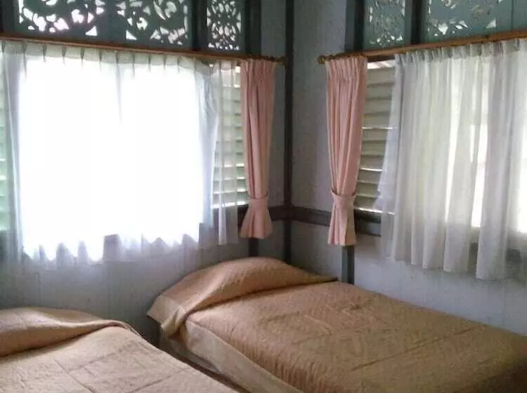 ホテル Resort Prima Sangkanhurip