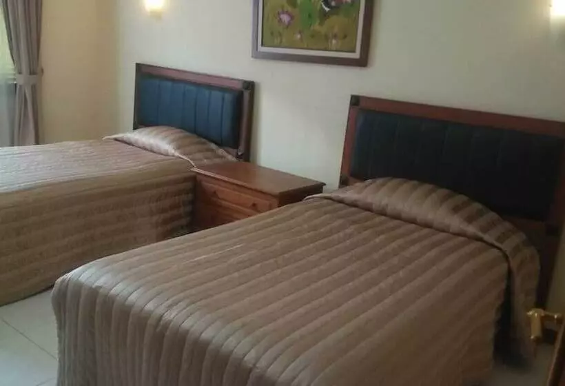 ホテル Resort Prima Sangkanhurip