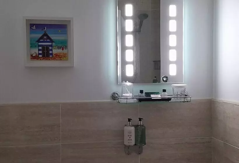 هتل The Briarfields