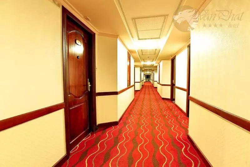 هتل Van Phat Riverside