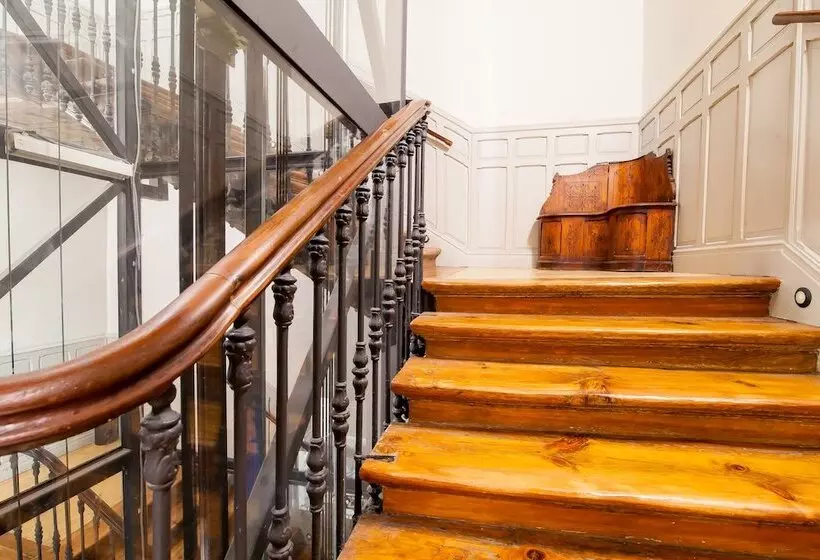 Toc Hostel Madrid