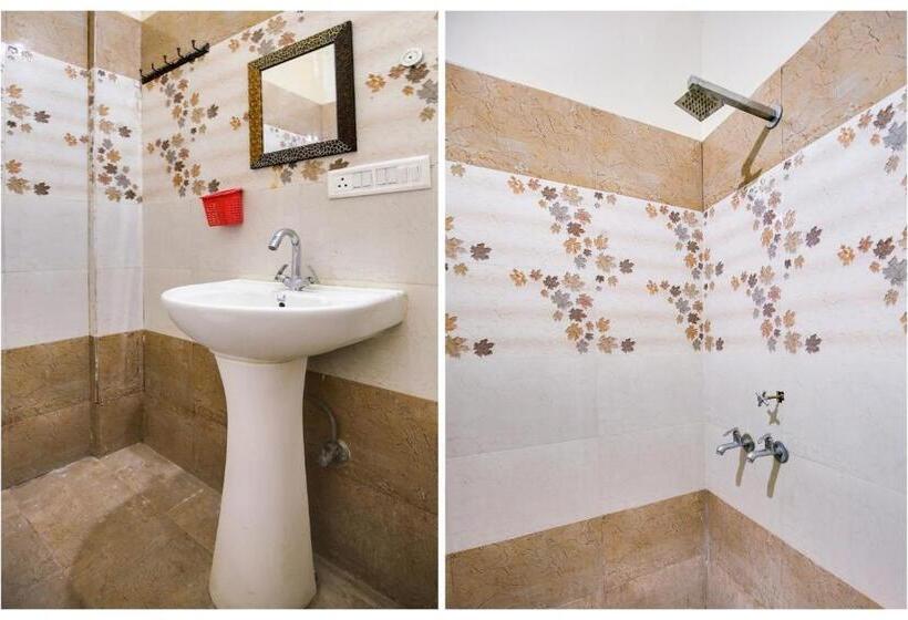 Hotel Flagship Corner Guest House