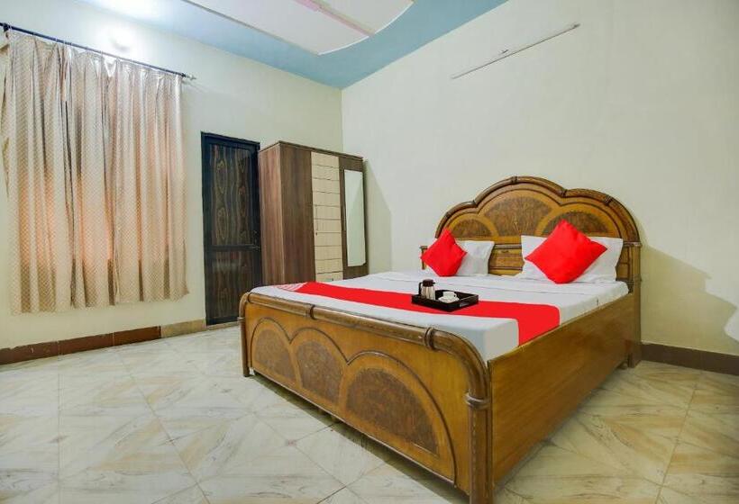 Hotel Flagship Corner Guest House