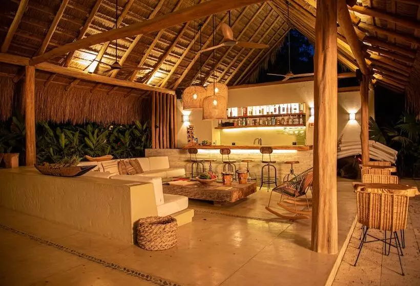 Hotelli Nativa Refugio Escondido