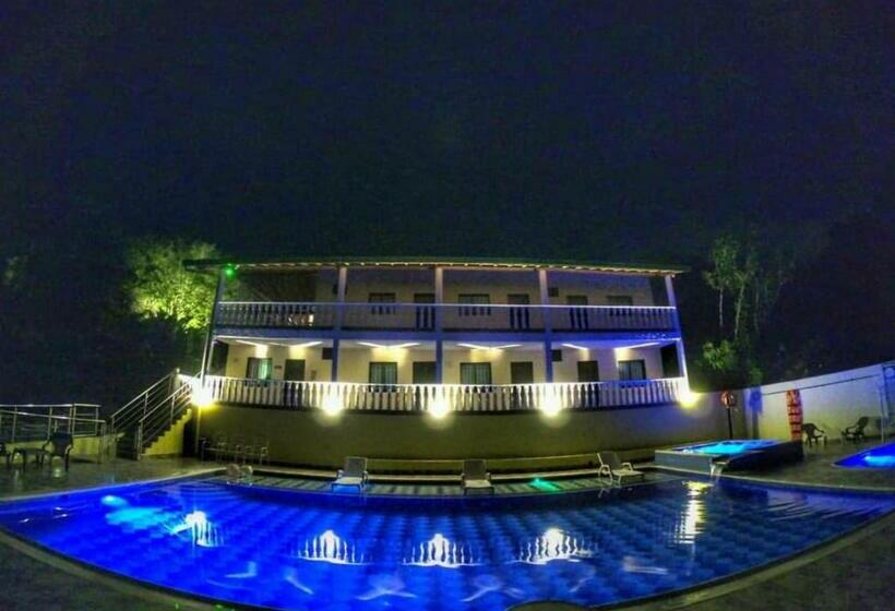 בית מלון כפרי Natural Sea