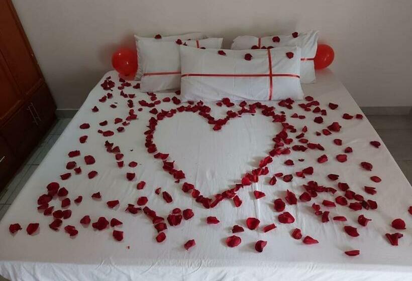 בית מלון כפרי Natural Sea