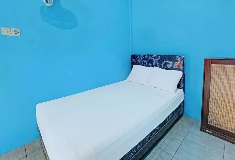 Hotelli Spot On 91811 Rumah Inap Bunda Nurhayati