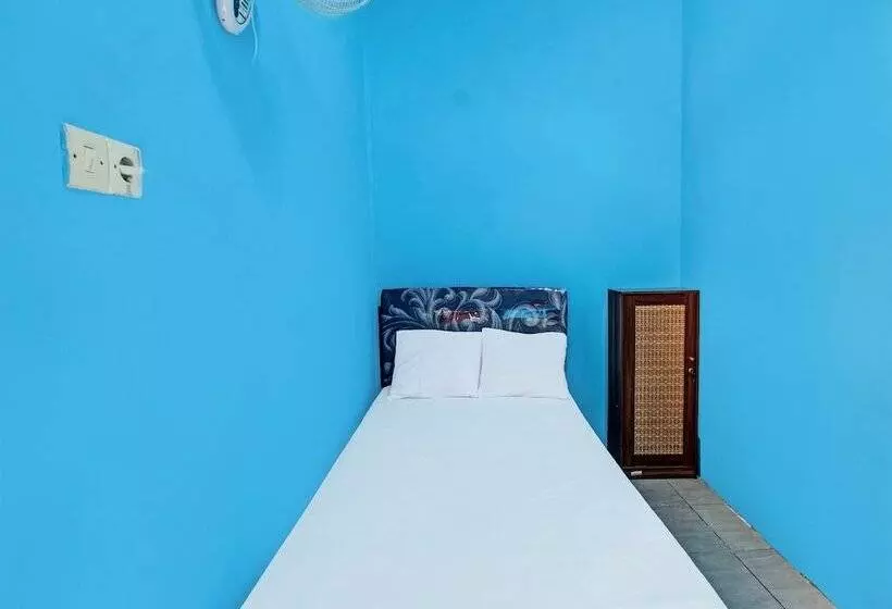 Hotelli Spot On 91811 Rumah Inap Bunda Nurhayati