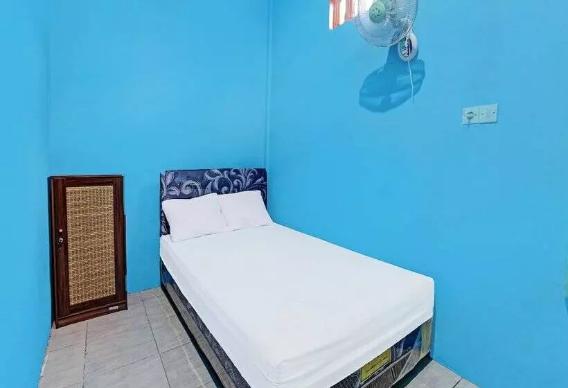 Hotelli Spot On 91811 Rumah Inap Bunda Nurhayati