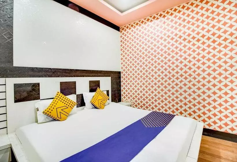 هتل Spot On 93275 Menaria Guest House