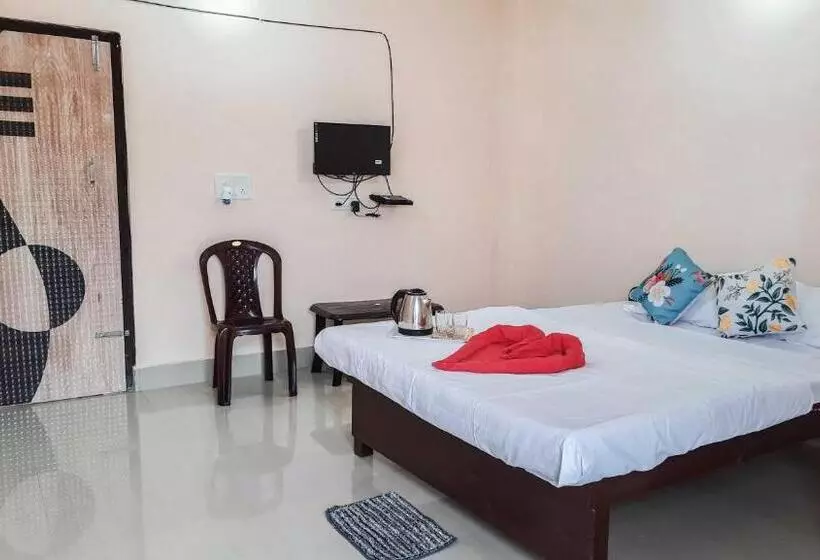 هتل Spot On Maddy S Guest House