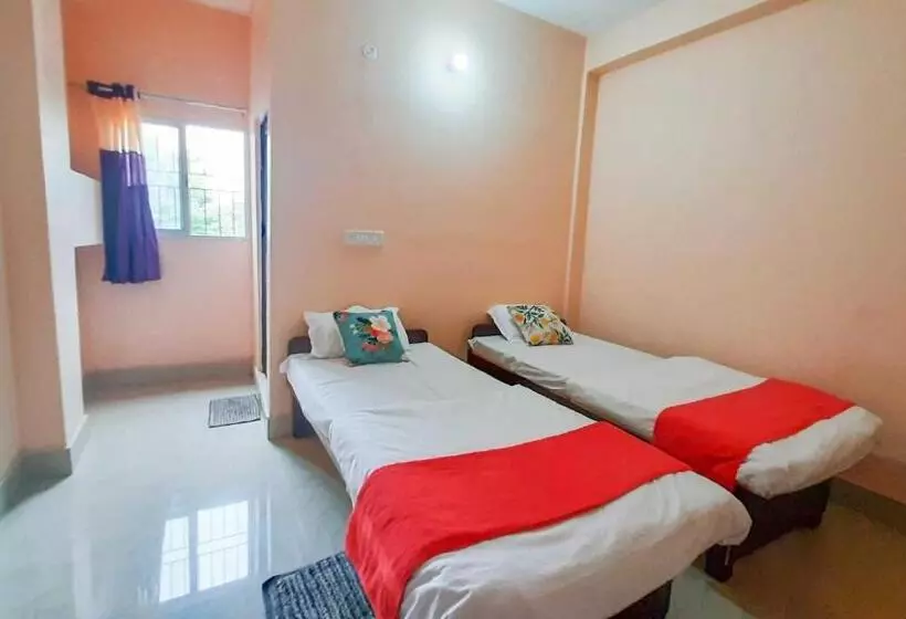 هتل Spot On Maddy S Guest House