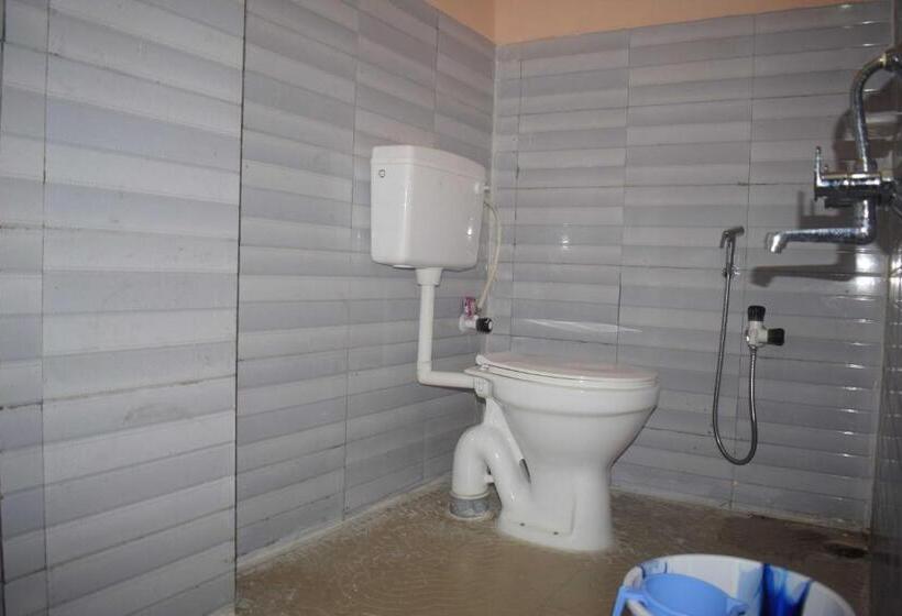 ホテル Spot On Maddy S Guest House