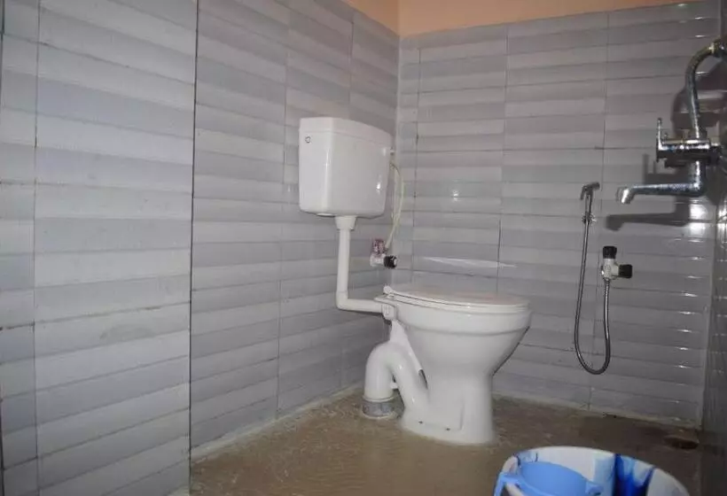 هتل Spot On Maddy S Guest House