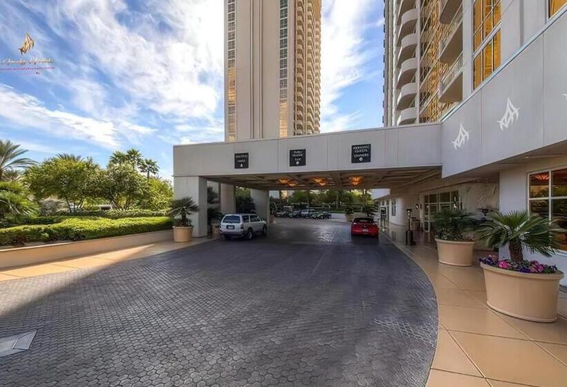 Stunning Balcony Strip View Mgm Signature Free Valet