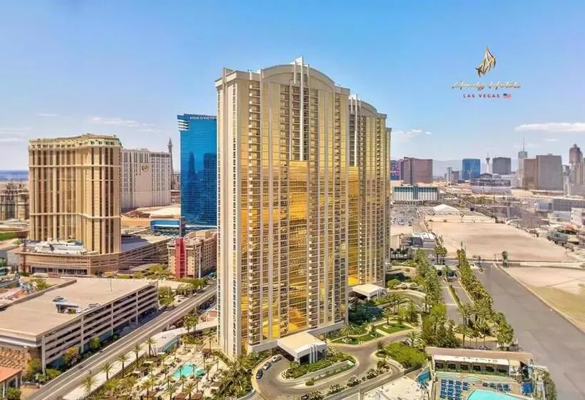 Stunning Balcony Strip View Mgm Signature  Free Valet