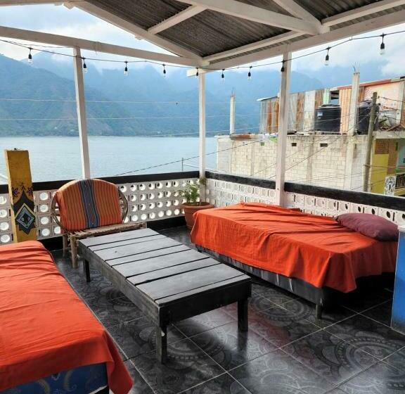 هاستل Hostal Sublime