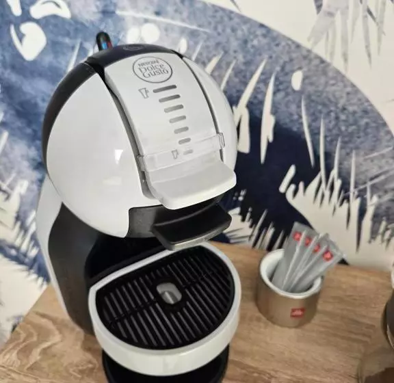 Aamiaismajoitus (B&B) Au Nid Des Champs, Agréable Chambre D Hôtes, Proche De Chartres