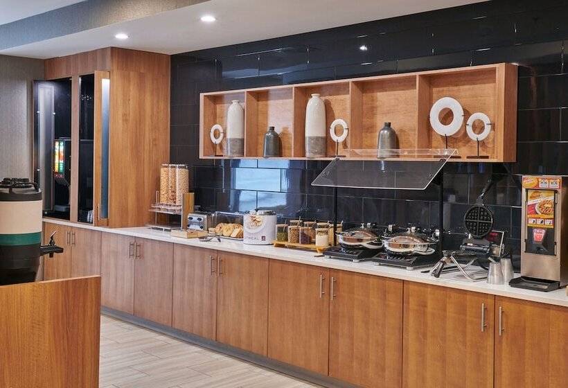 ホテル Springhill Suites By Marriott Detroit Dearborn