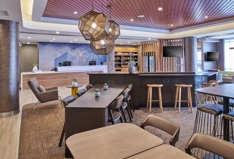 Hotelli Springhill Suites By Marriott Detroit Dearborn