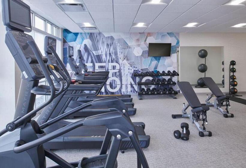 ホテル Springhill Suites By Marriott Detroit Dearborn