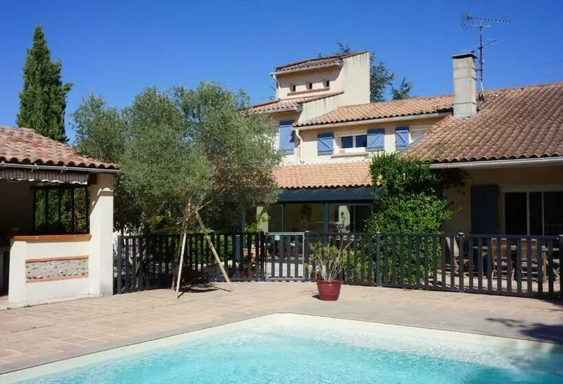 Aamiaismajoitus (B&B) Les Hauts De Beillard