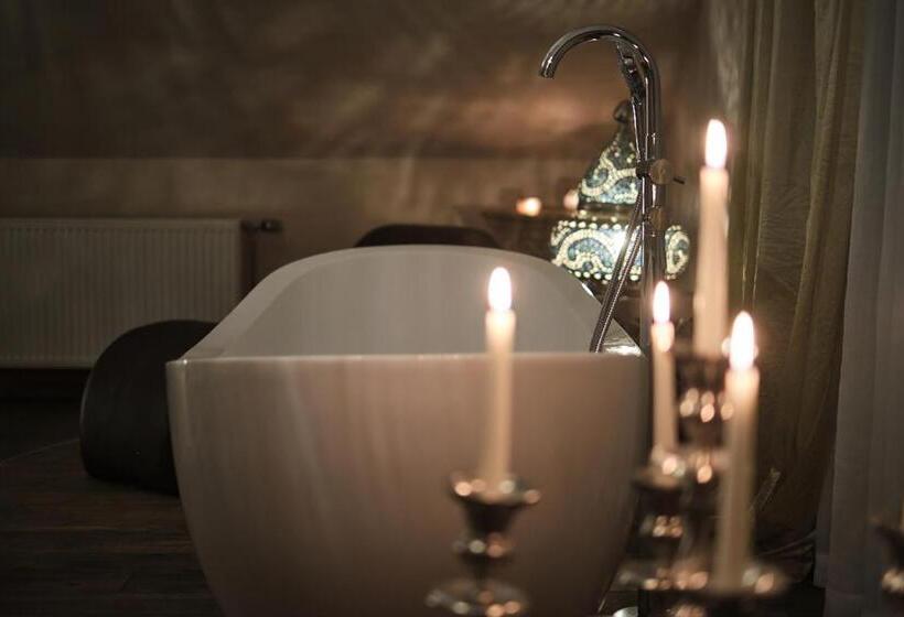 مبيت وإفطار Sweet Poison Rooms